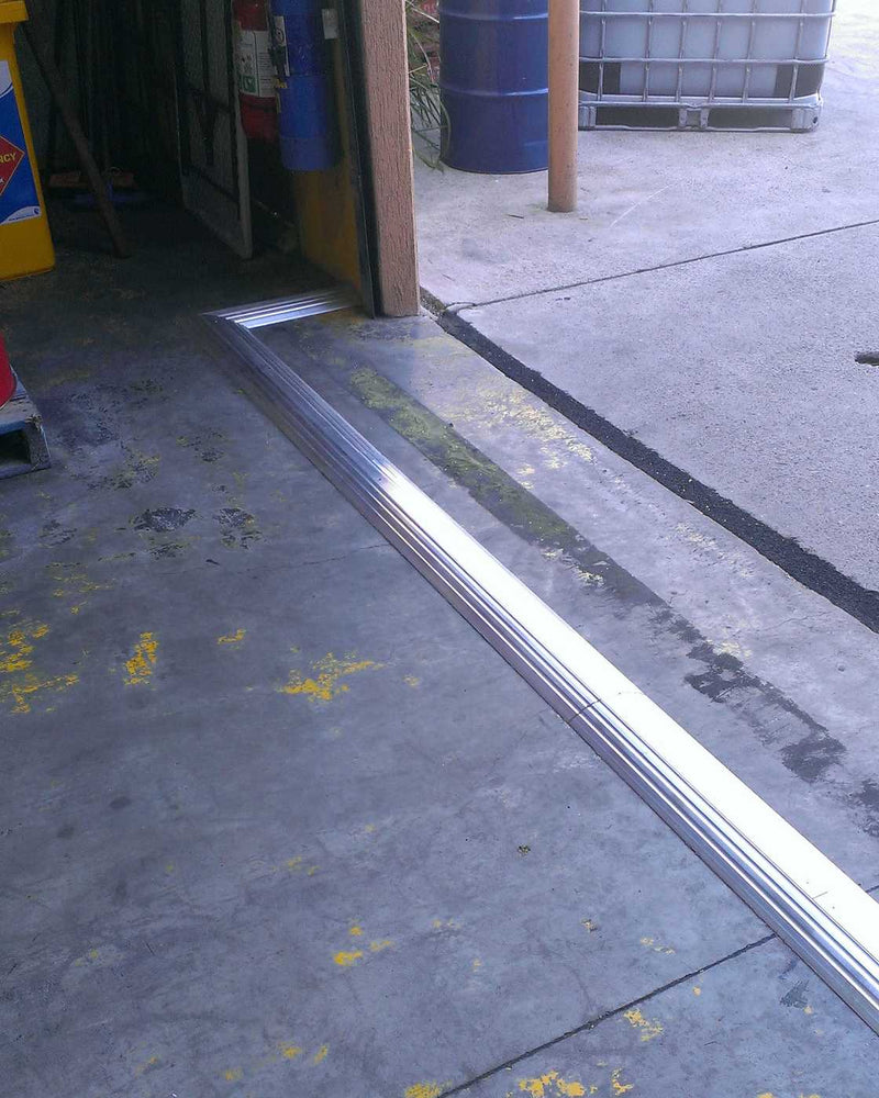 Aluminium Floor Bunding 1.2m x 184mm x x 30mm